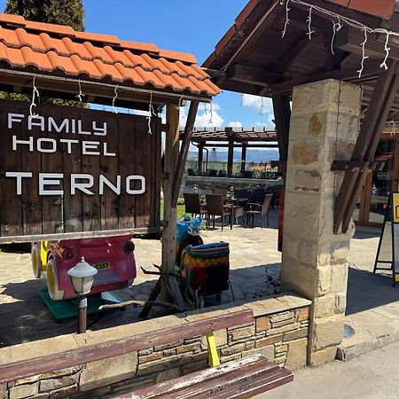 Family Hotel Eterno Tsigov Chark Exterior foto