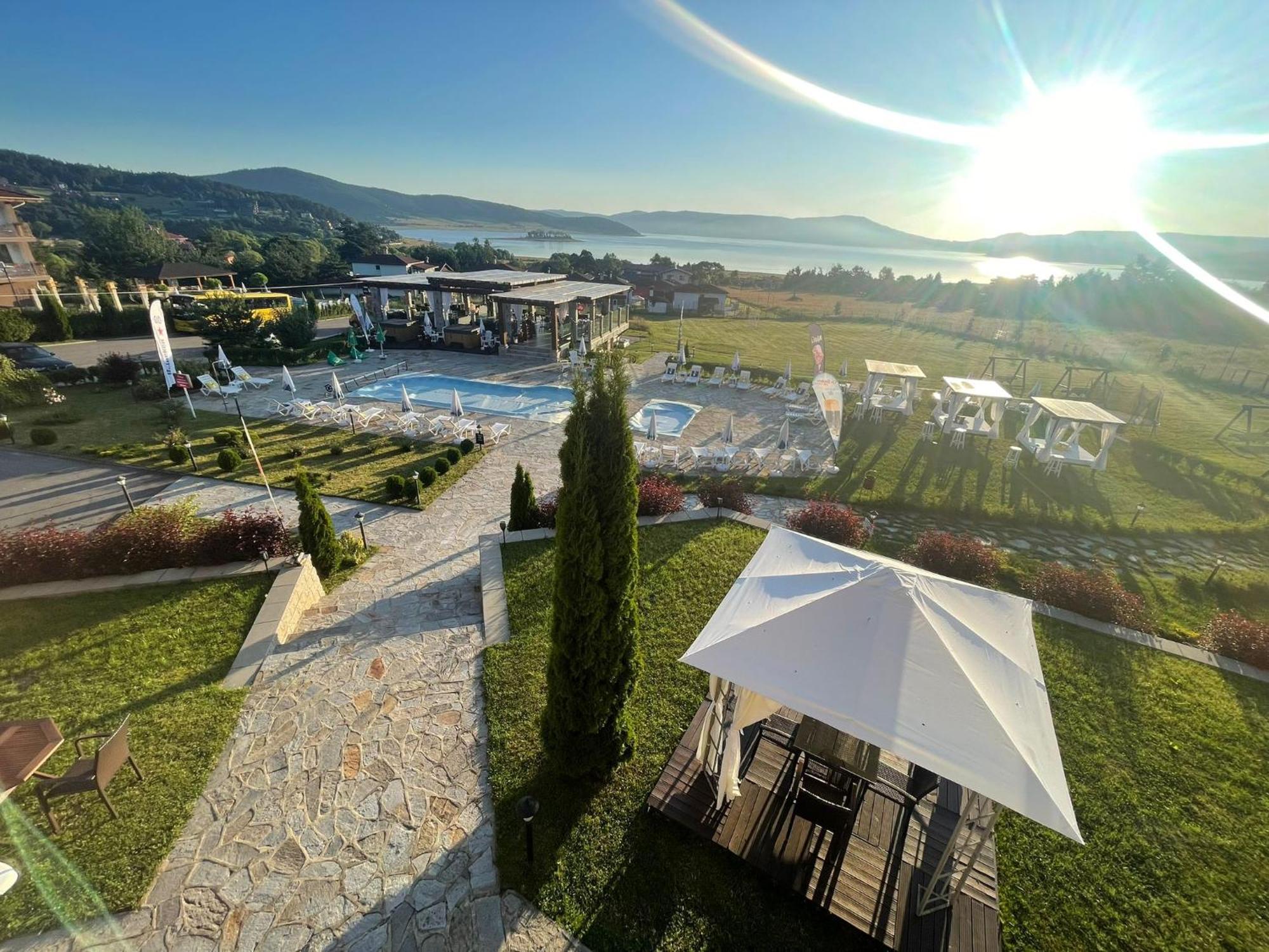 Family Hotel Eterno Tsigov Chark Exterior foto