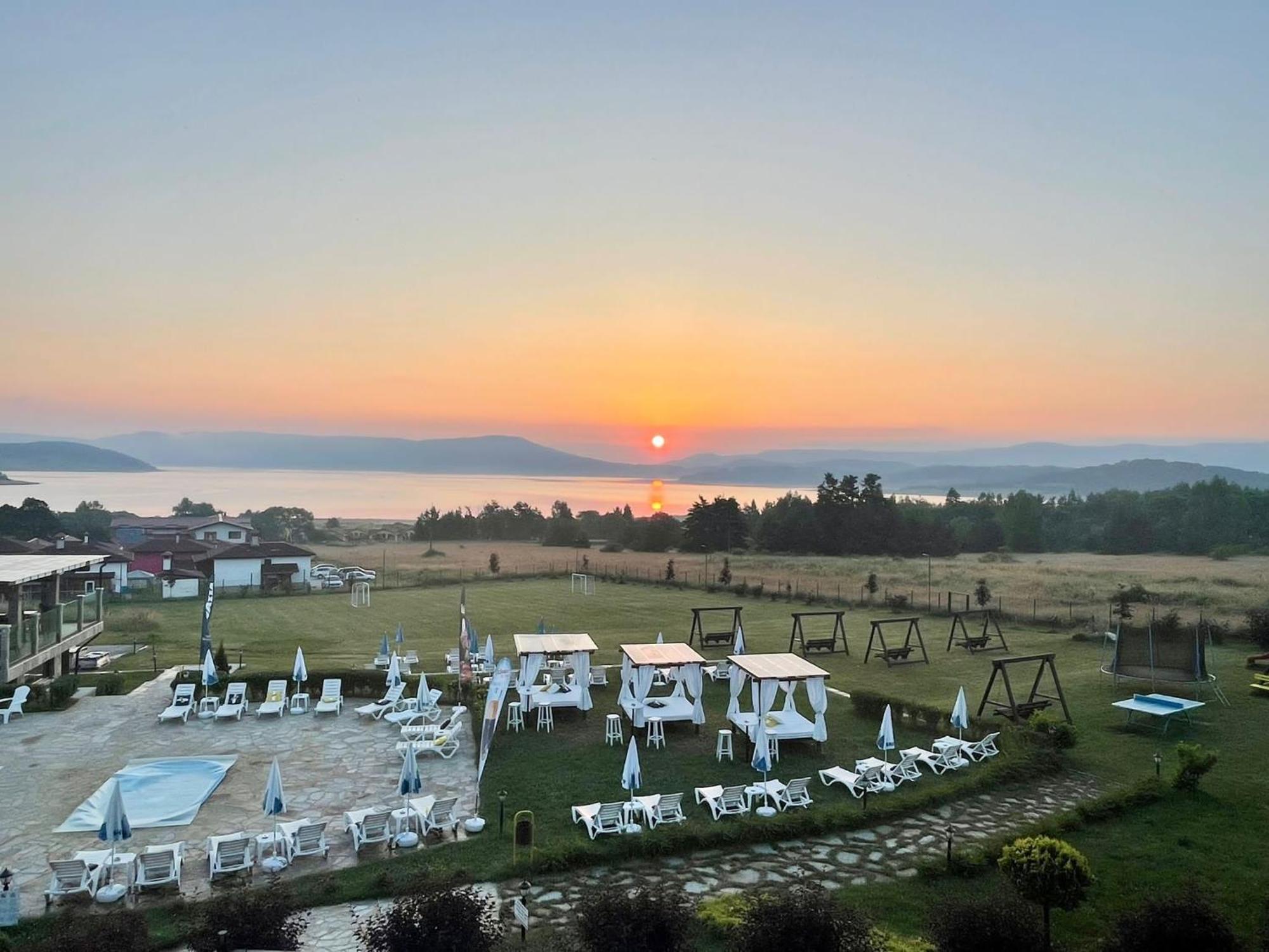 Family Hotel Eterno Tsigov Chark Exterior foto
