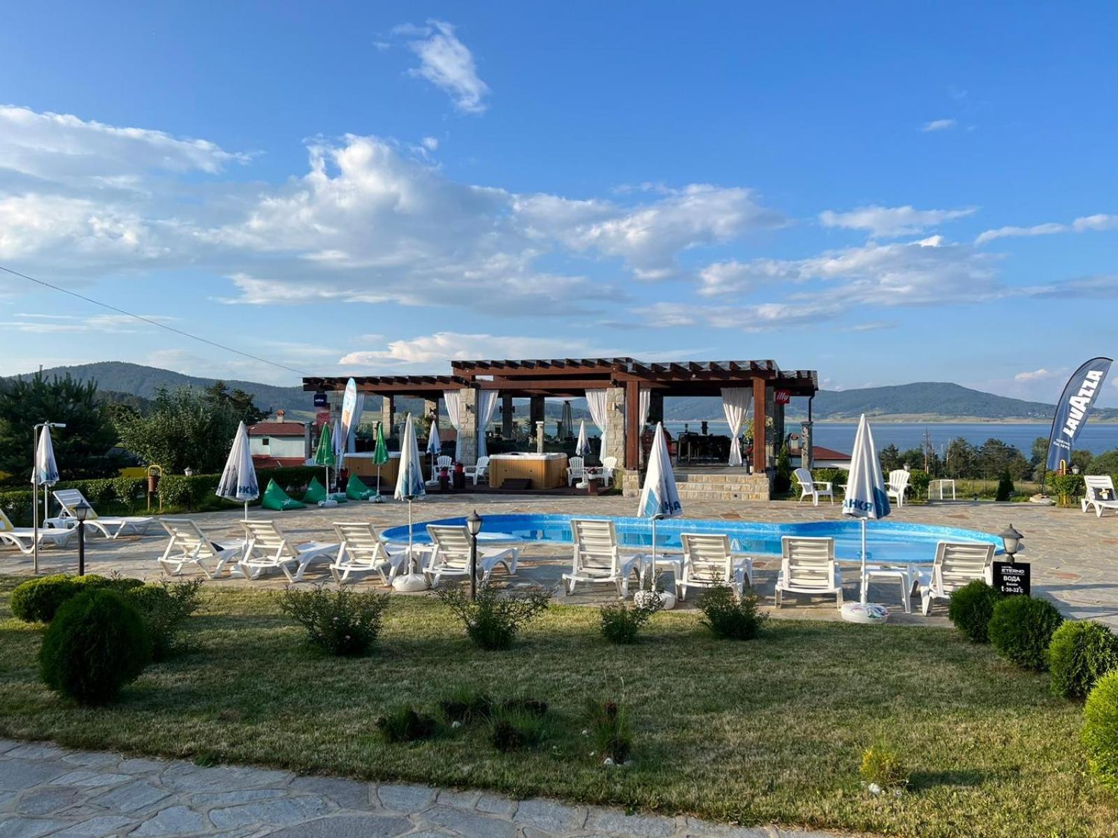 Family Hotel Eterno Tsigov Chark Exterior foto